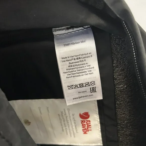 Fjallraven Kanken Backpack Mini Classic Black Used 23561 - Picture 6 of 7